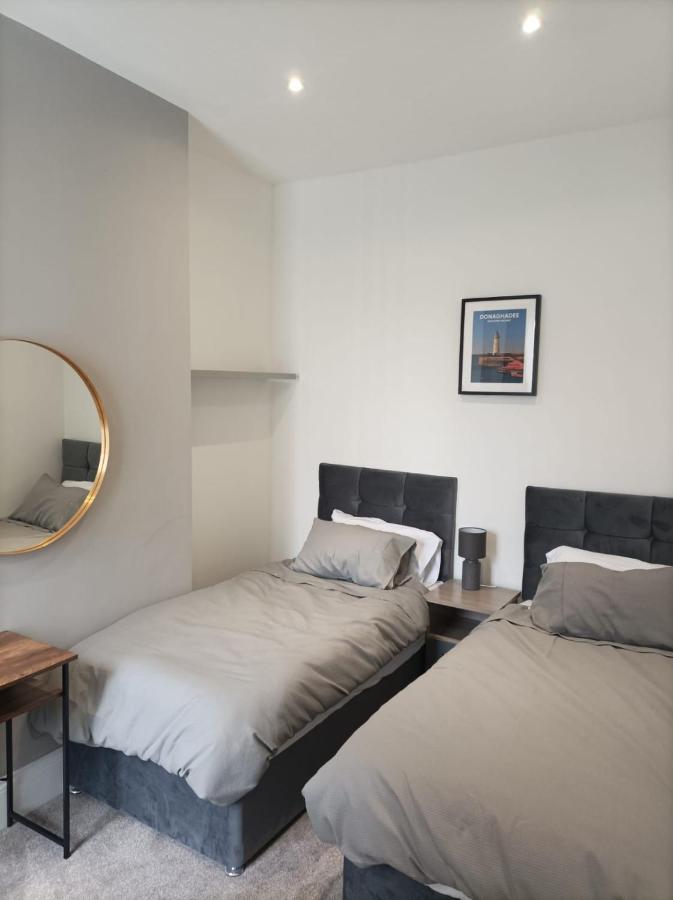 Seacliff Road Luxury Apartments 班戈北爱尔兰 外观 照片