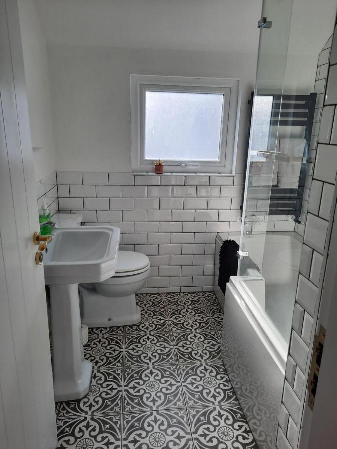 Seacliff Road Luxury Apartments 班戈北爱尔兰 外观 照片